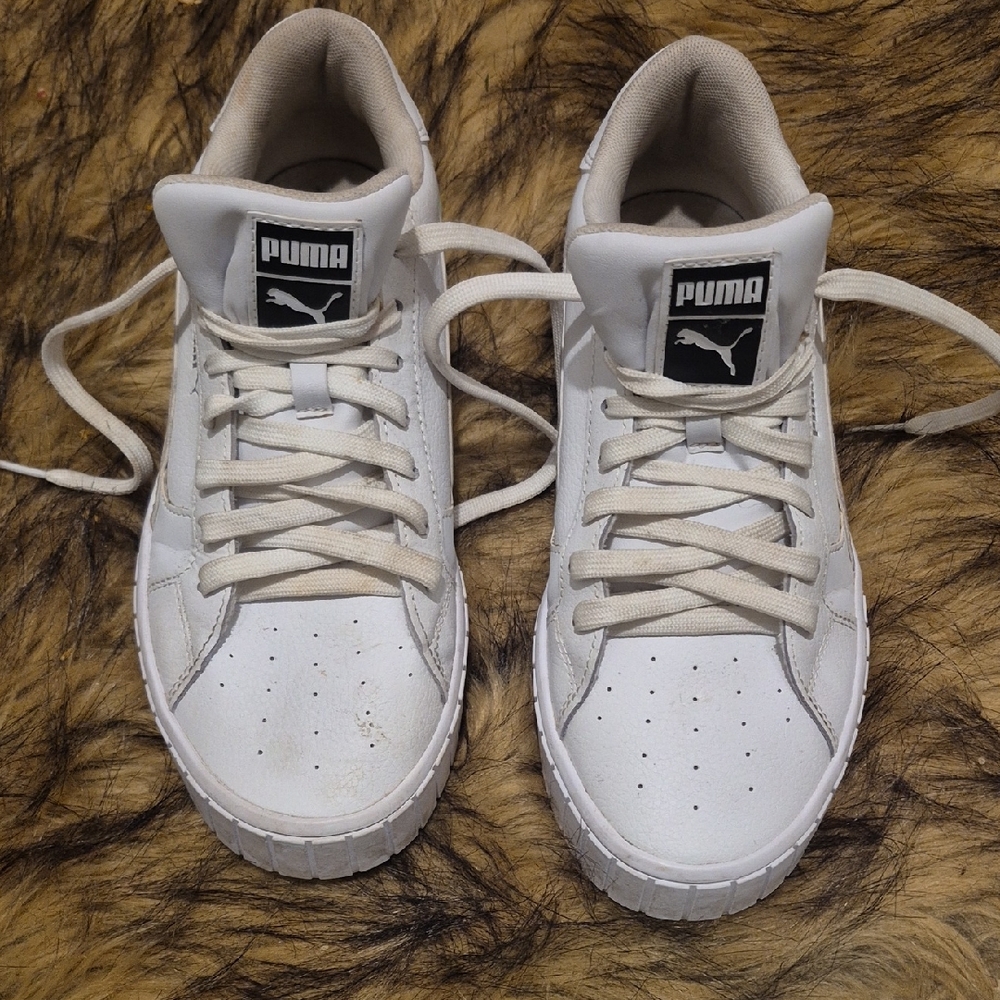 Puma Kids White and Black Sneakers